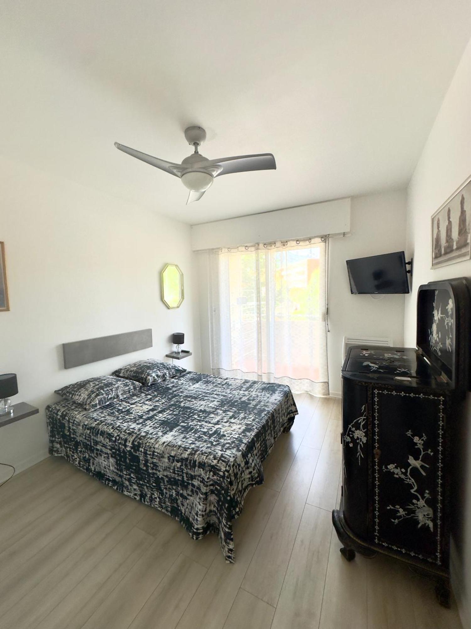 Appartement 2 Pieces Cavalaire Sur Mer 60M2 Ngoại thất bức ảnh