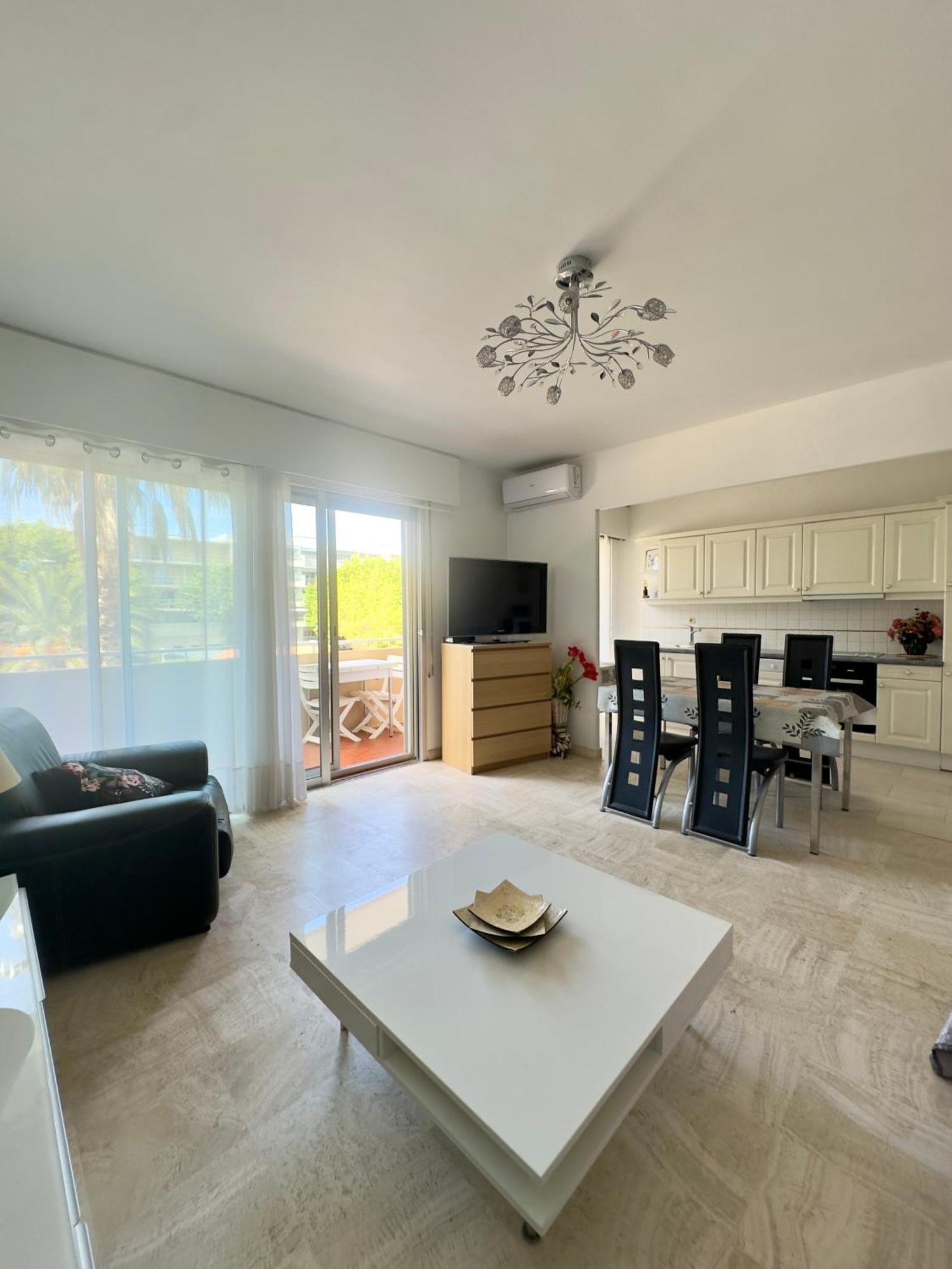 Appartement 2 Pieces Cavalaire Sur Mer 60M2 Ngoại thất bức ảnh